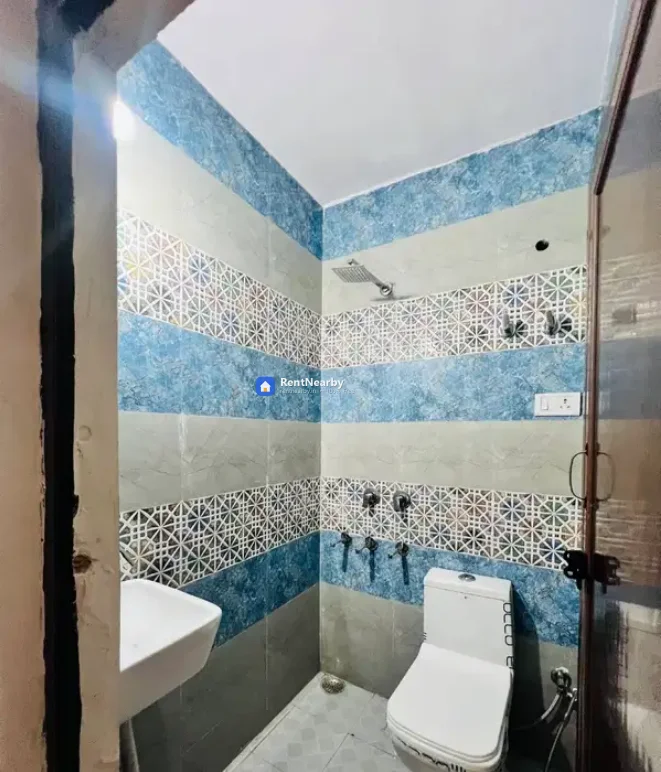 Thumb 2 (Bathroom)